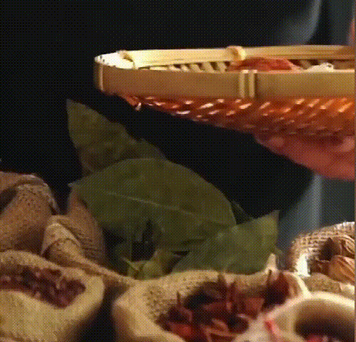 1727873298281574.gif